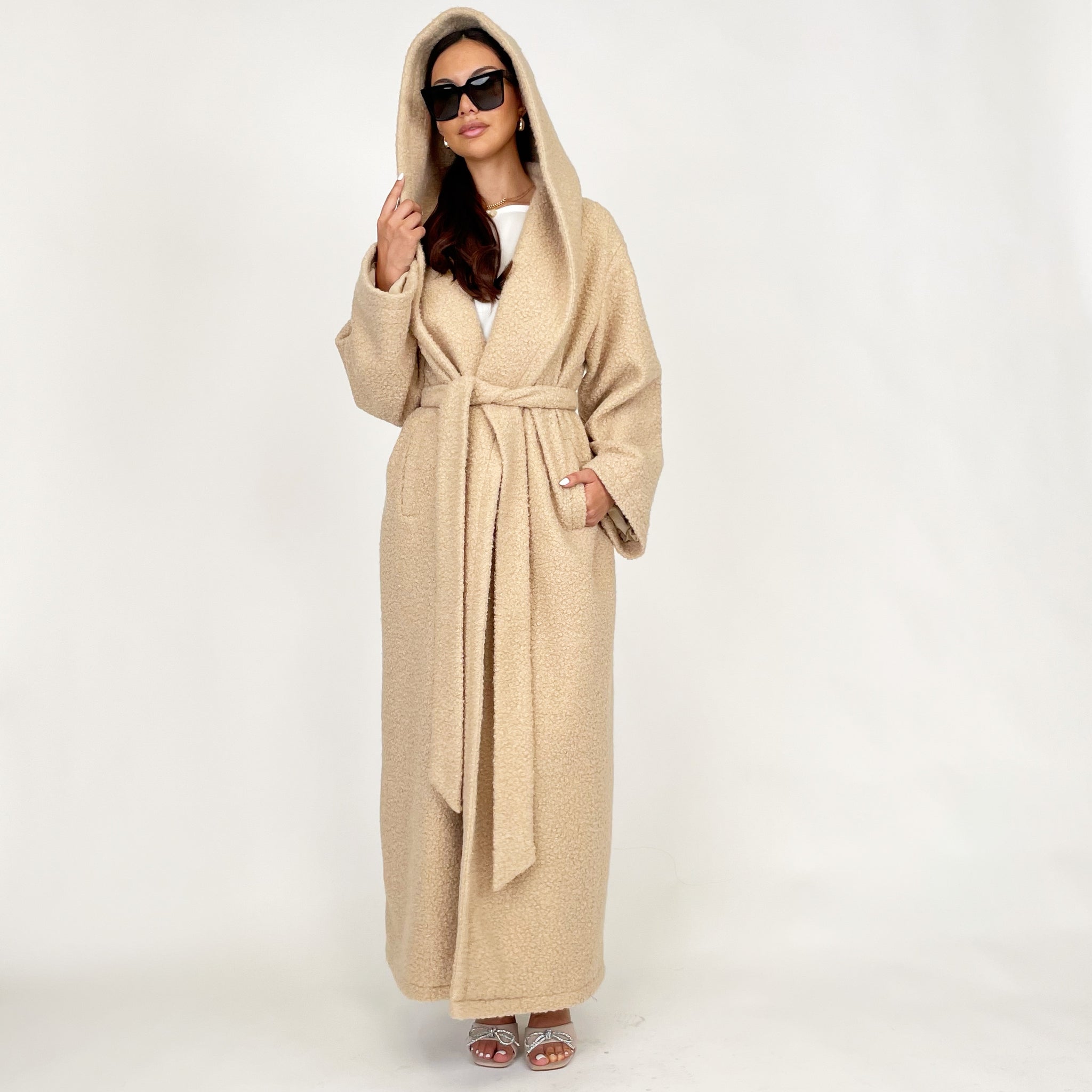 AW24 BEIGE HOODED BLANKET ABAYA OVERCOAT