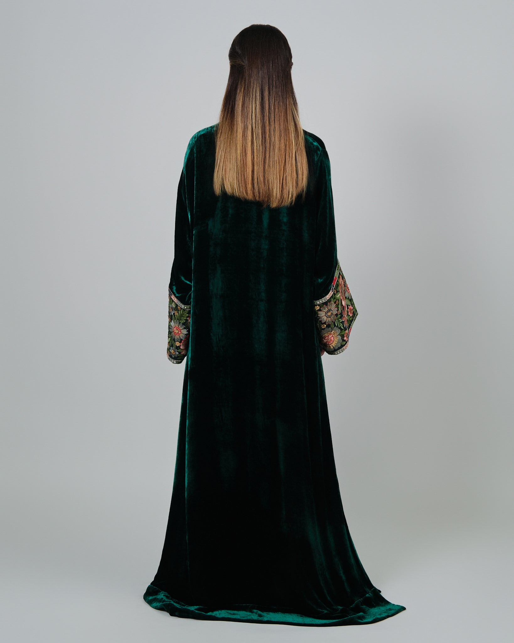 RAM25 EMERALD GREEN VELVET ABAYA