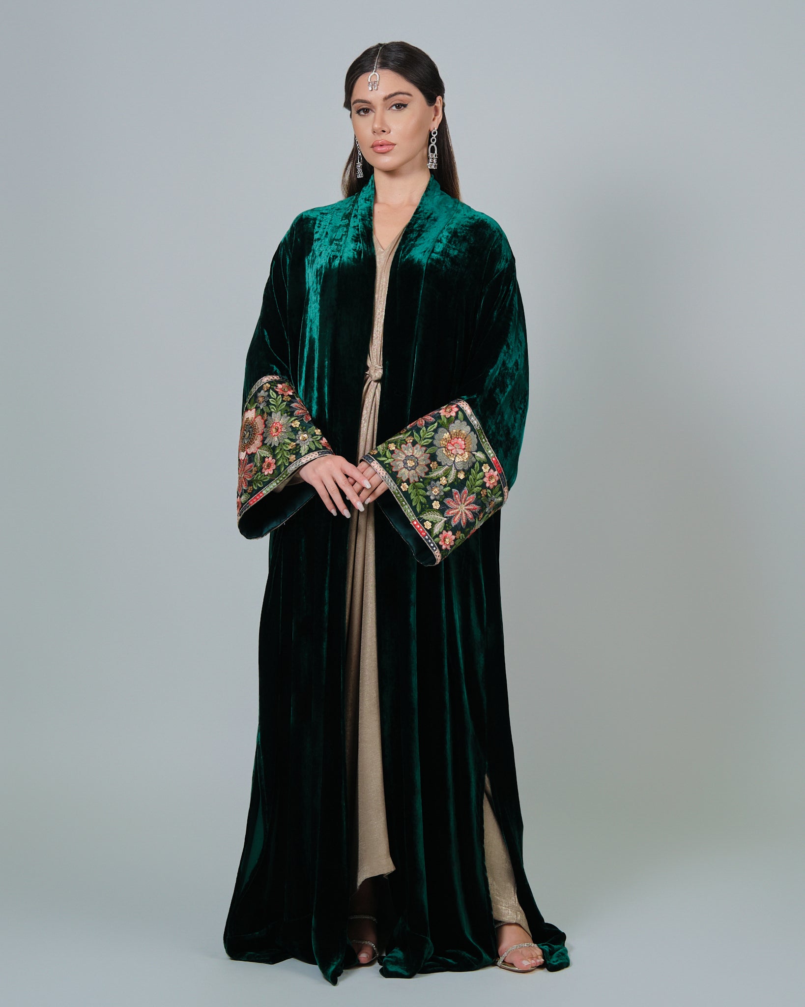 RAM25 EMERALD GREEN VELVET ABAYA