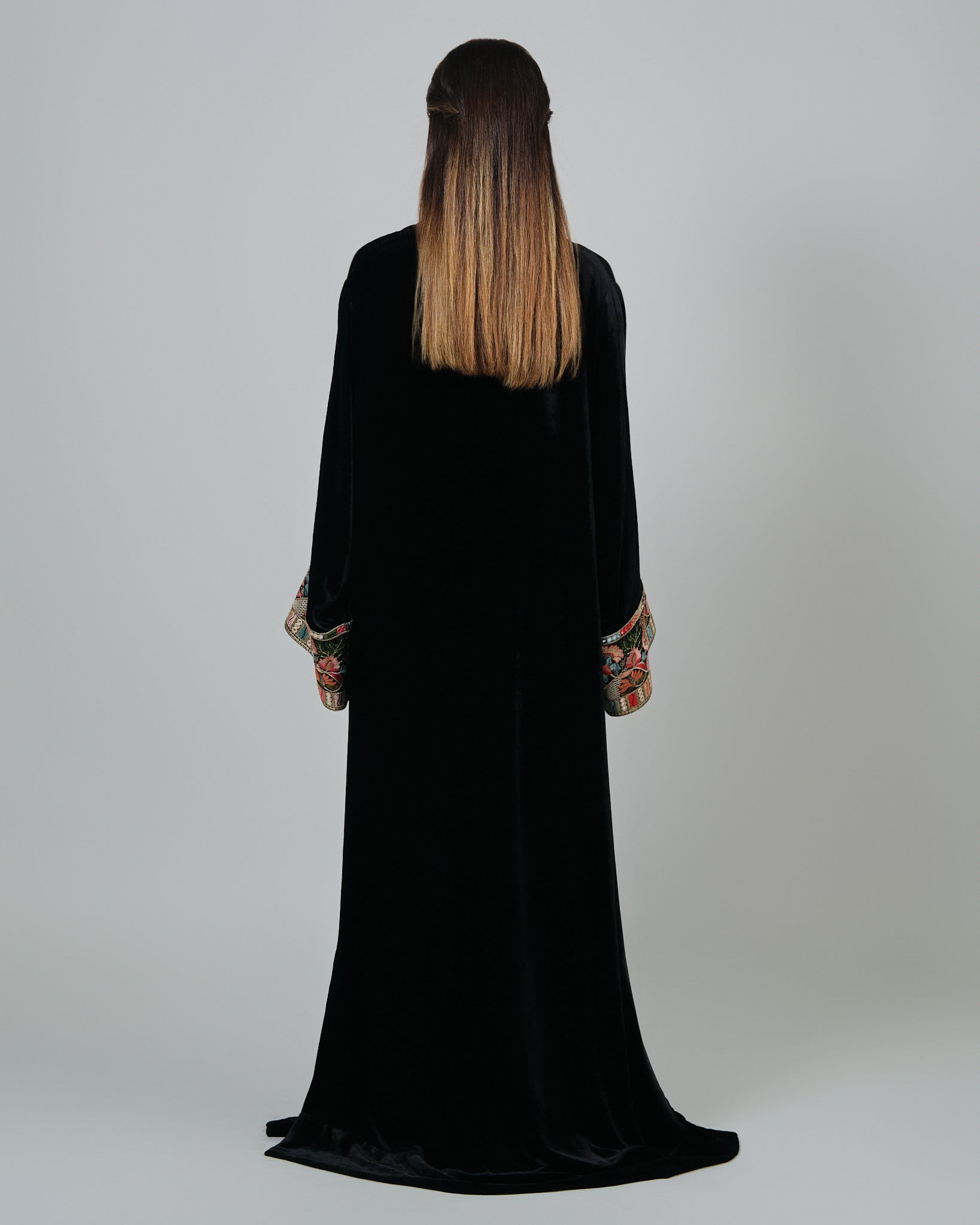 RAM25 BLACK SILK VELVET ABAYA