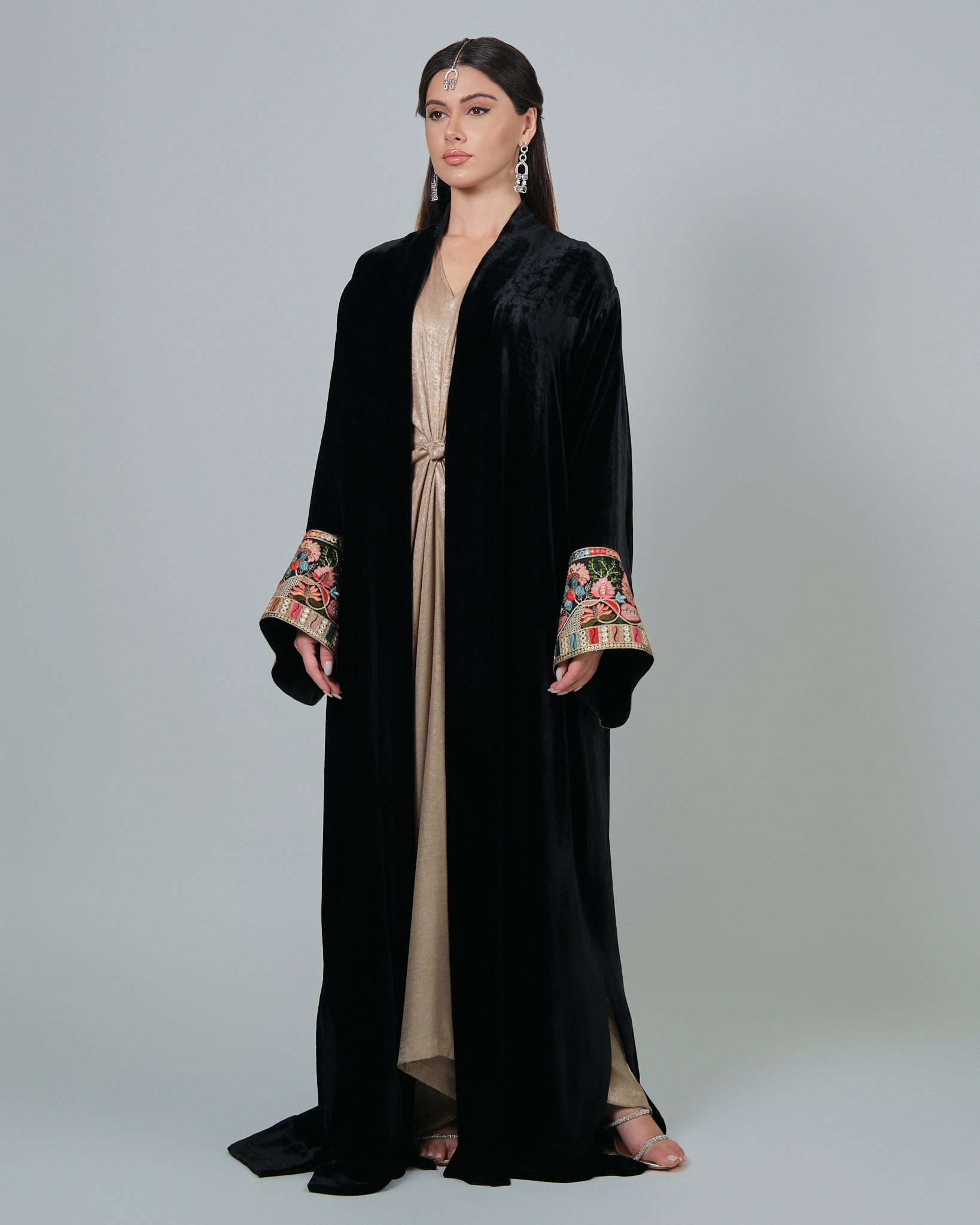 RAM25 BLACK SILK VELVET ABAYA